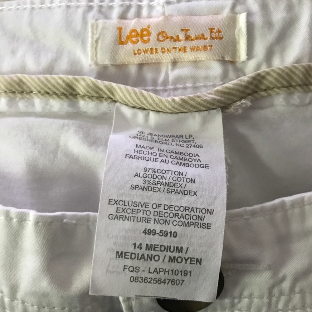 White capris - Picture 2 of 3